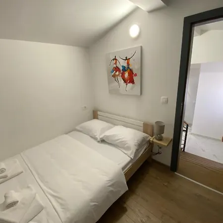 Holiday Home “Marko” With Heated Pool! Nin Exterior photo